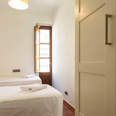 Bravissimo Mercaders 6 Appartement