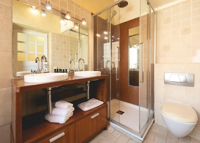 Bravissimo Mercaders 6 Apartment